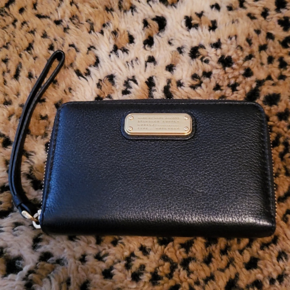 Marc Jacobs wallet